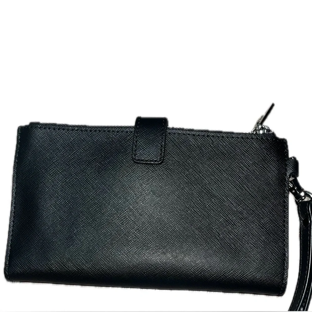 Michael Kors Black Leather Jet Set Double Zip Wallet Wristlet Silver-Tone Accent